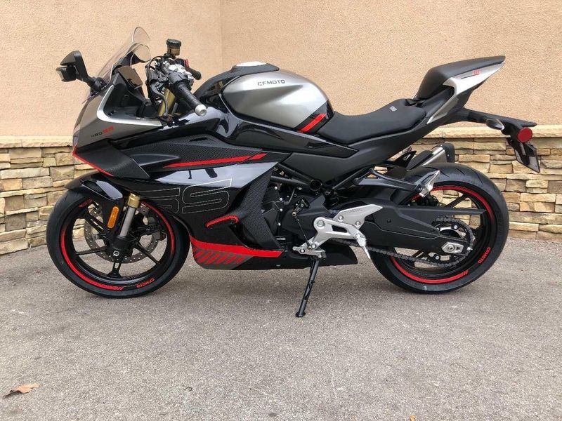 2024 CFMOTO 450SS Image 6