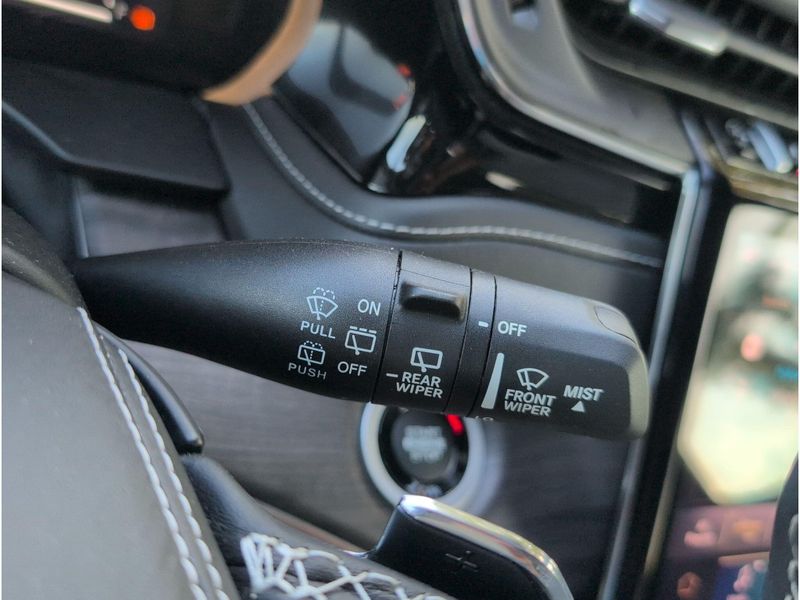Used 2023 Jeep Grand Cherokee OverlandImage 26