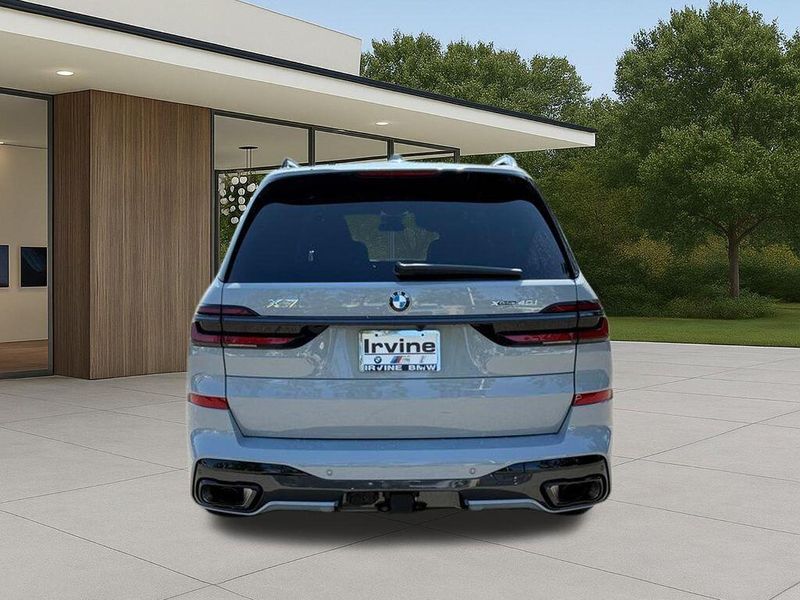 New 2026 BMW X7 xDrive40iImage 10