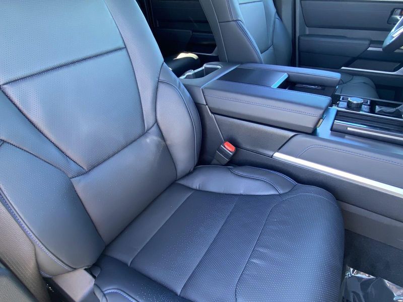 2025 Toyota Tundra PlatinumImage 10