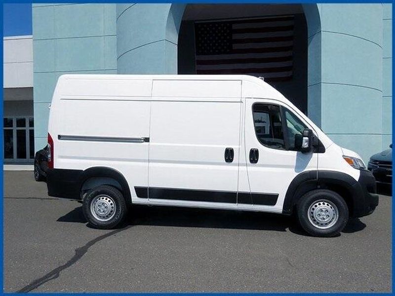 2024 RAM ProMaster BaseImage 2