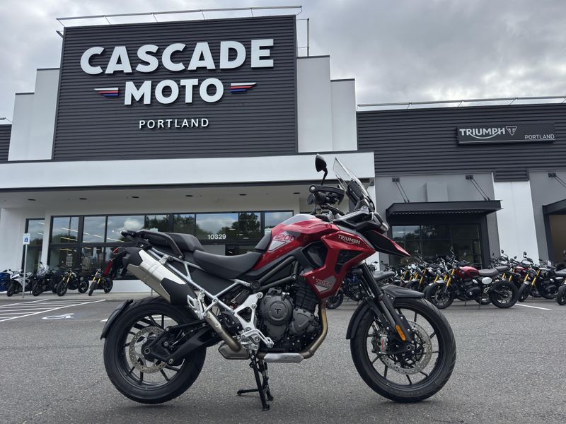 2025 Triumph Tiger 1200 GT Pro - CARNIVAL RED 