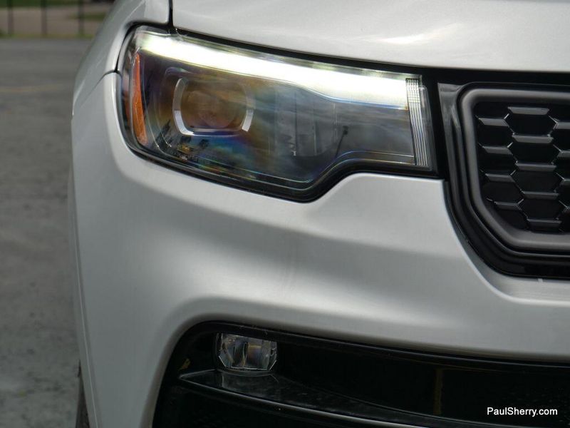 New 2025 Jeep Compass Limited 4x4