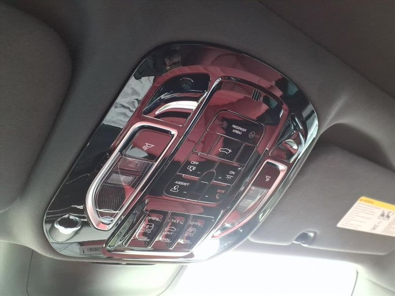 New 2026 Maserati Grecale ModenaImage 26