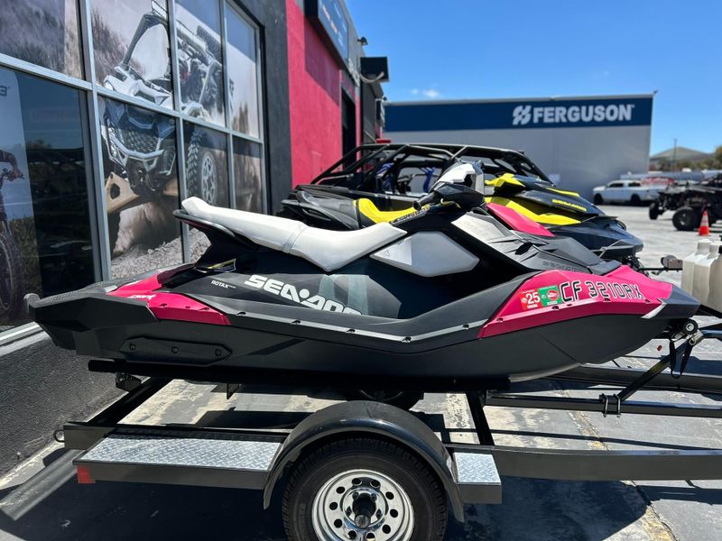 Used 2015 Sea-Doo SPARK 3UP Image 4