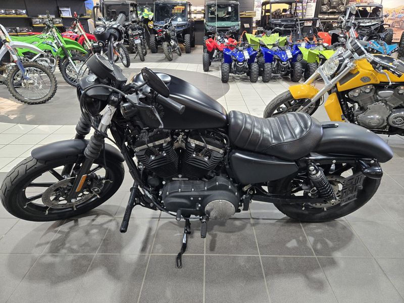 USED 2022 HARLEY SPORTSTER IRON 883 Image 5