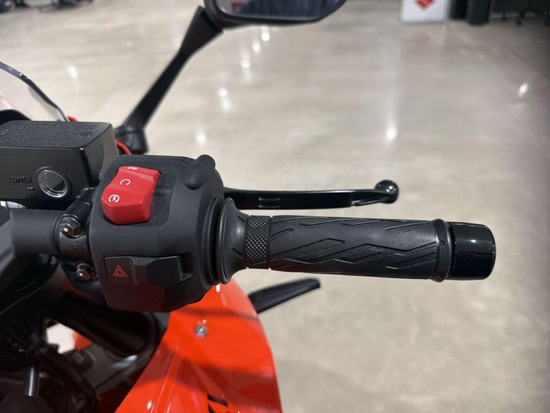 New 2026 Suzuki GSX-8R Image 24