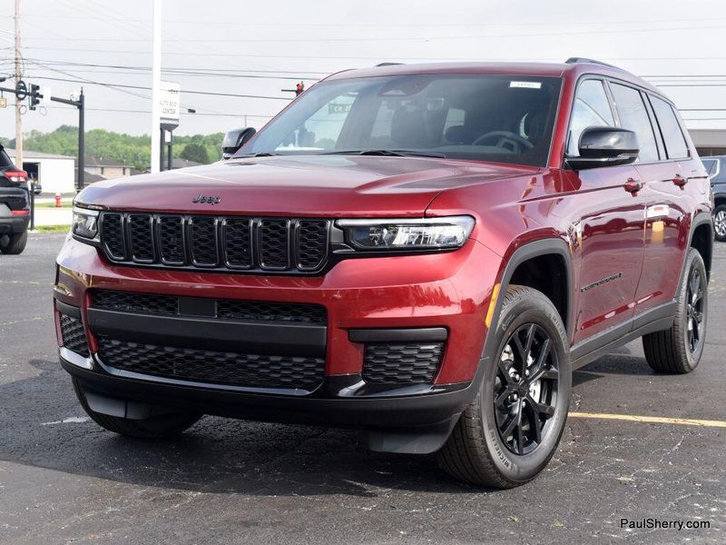 2025 Jeep Grand Cherokee L Altitude X 4x4Image 8