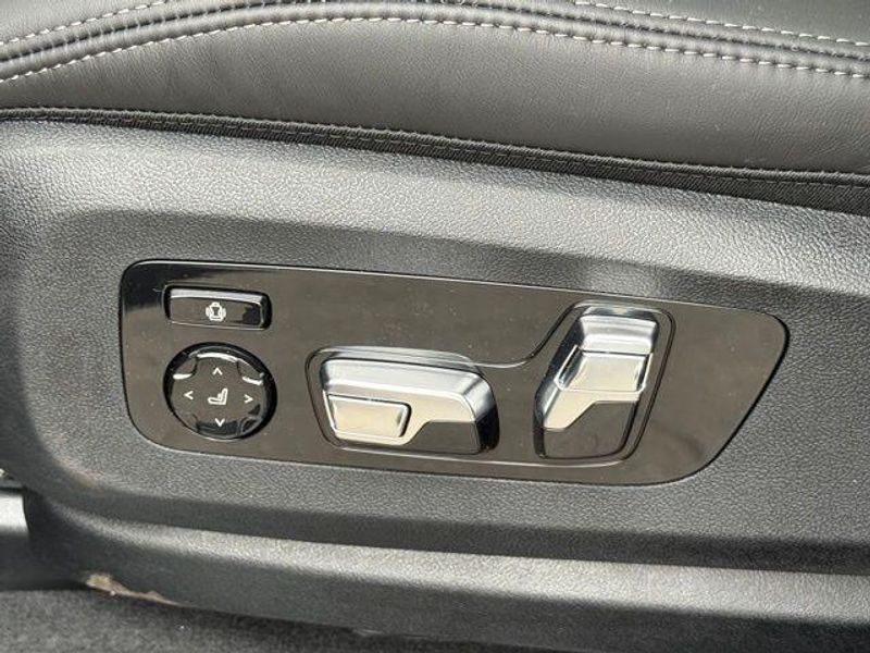 New 2026 BMW X7 xDrive40iImage 18