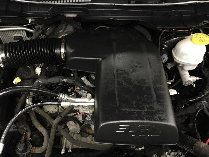 Used 2017 RAM 1500 ExpressImage 19