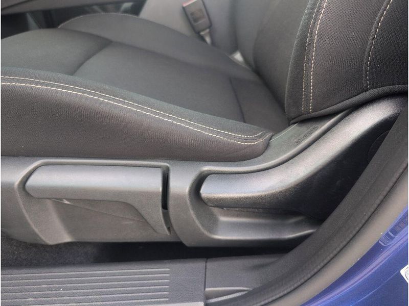 Used 2023 Nissan Rogue SImage 11