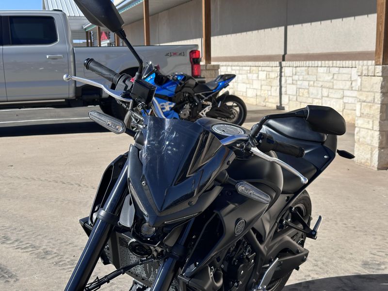 USED 2024 YAMAHA MT03 Image 2