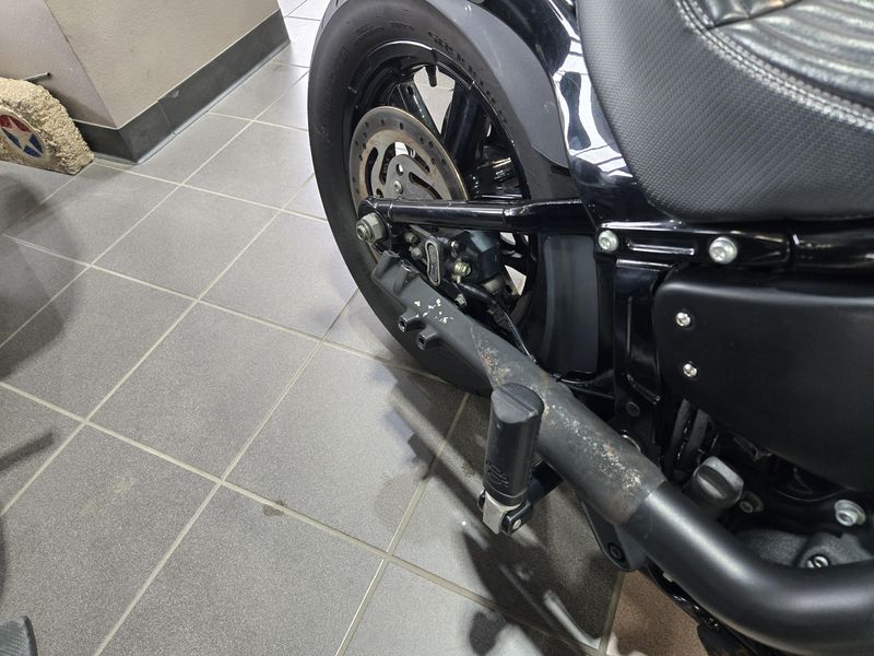 2022 HARLEY SOFTAIL STREET BOB 114 Image 15