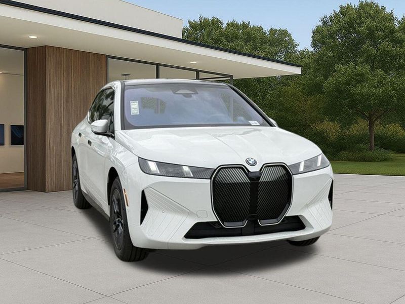 New 2026 BMW iX xDrive60Image 5