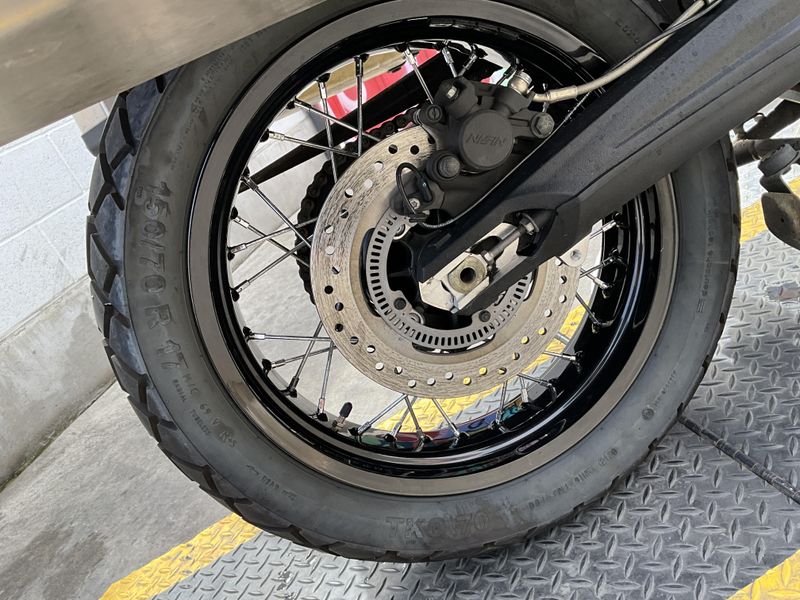 Used 2017 Triumph TIGER 800 XCX Image 13