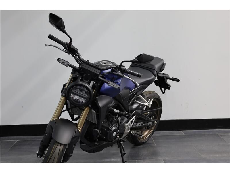 2021 Honda CB300R ABS Image 4
