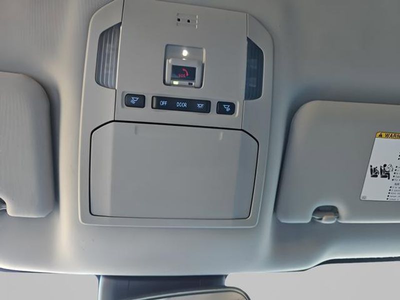 Used 2021 Toyota Highlander LE