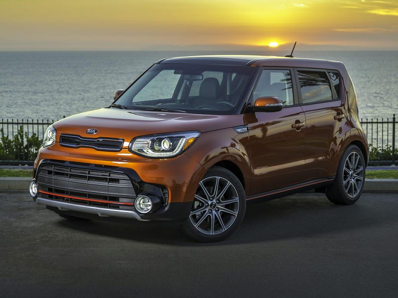 Used 2019 Kia Soul BaseImage 1