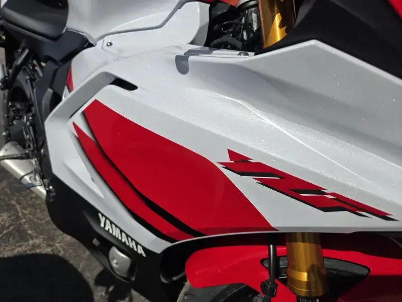 NEW 2026 YAMAHA YZF-R7 70TH ANNIVERSARY EDITION Image 10