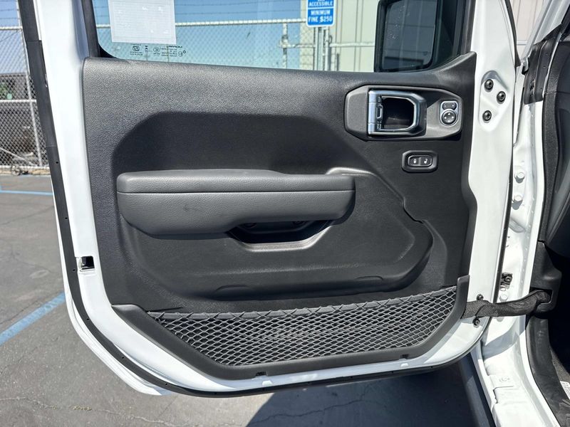 New 2026 Jeep Gladiator Rubicon 4x4