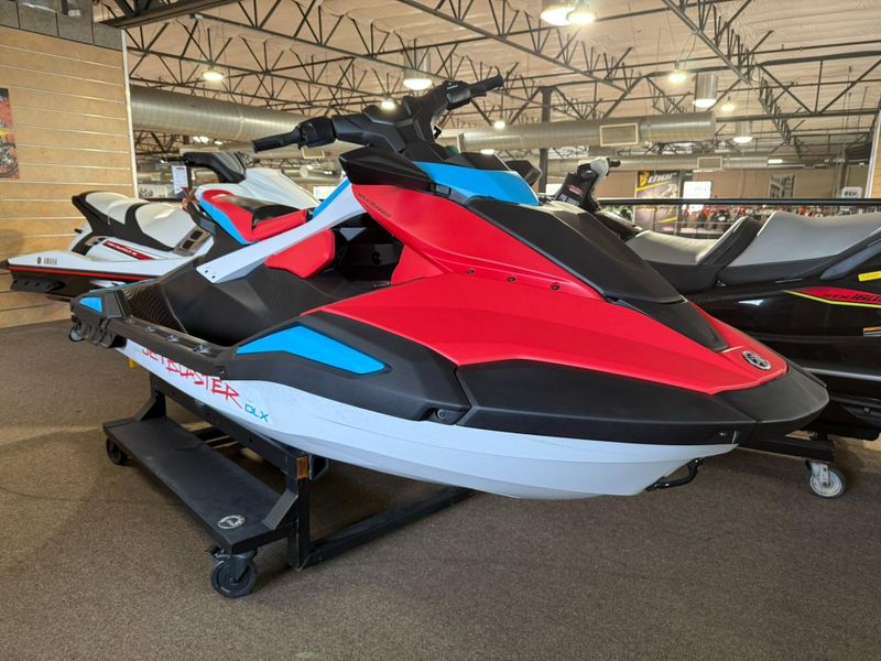 New 2025 Yamaha JETBLASTER DLX (3UP) Image 3