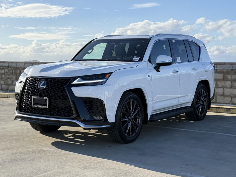 New 2026 Lexus LX 700h F SPORT HandlingImage 7