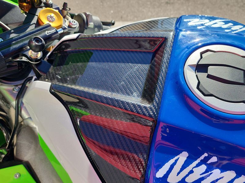 Used 2024 Kawasaki NINJA ZX-10R ABS 40th ANNIVERSARY Image 21