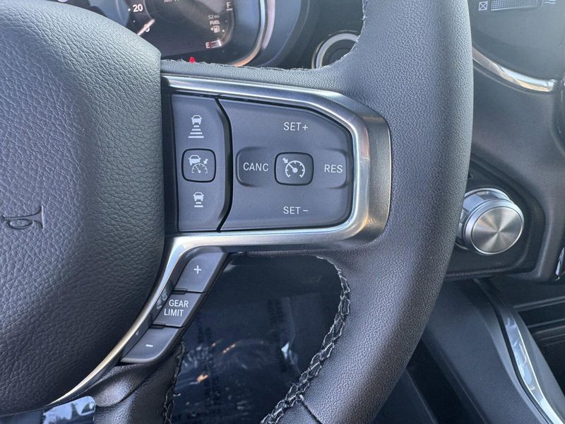 2025 RAM 1500 LaramieImage 19