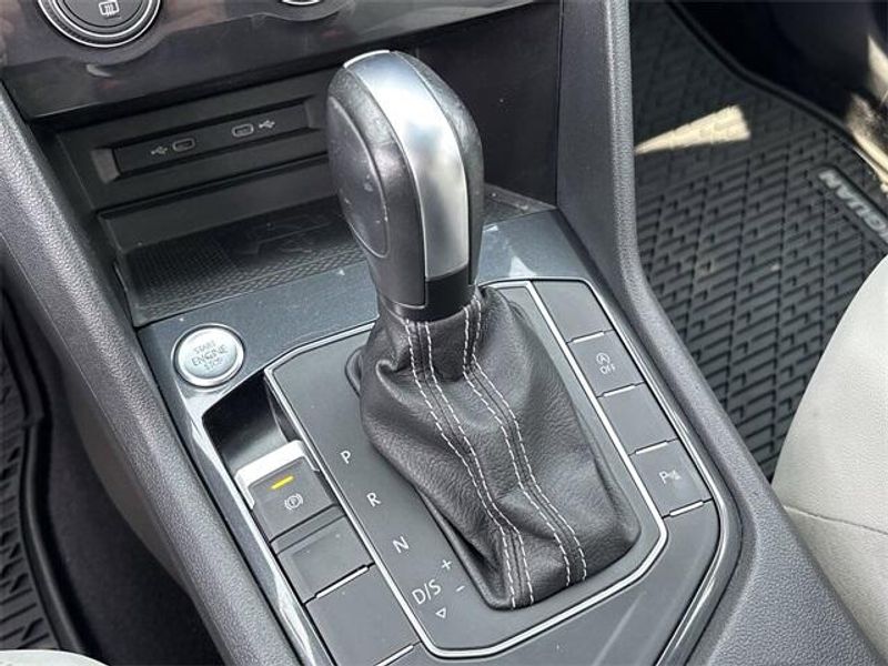 2021 Volkswagen Tiguan 2.0T SE R-Line BlackImage 31