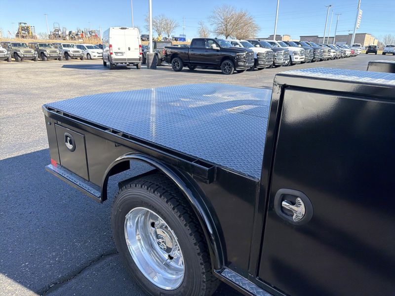 New 2026 RAM 4500 Big Horn Chassis Crew Cab 4x4 60