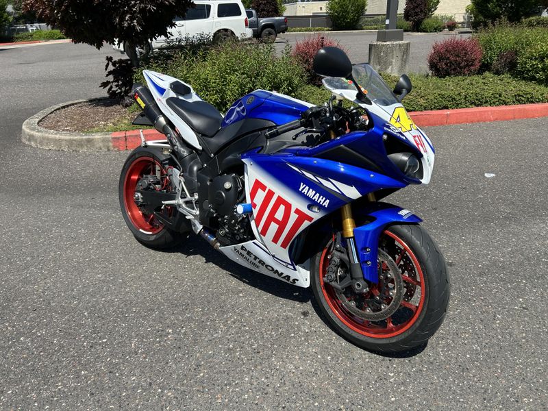 Used 2010 Yamaha YZF R1 LE 