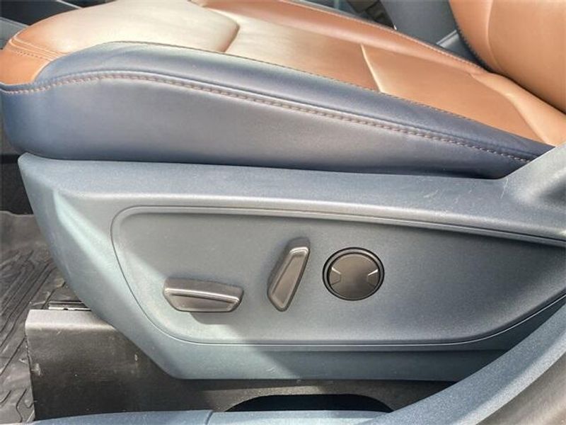2022 Ford Maverick LariatImage 19