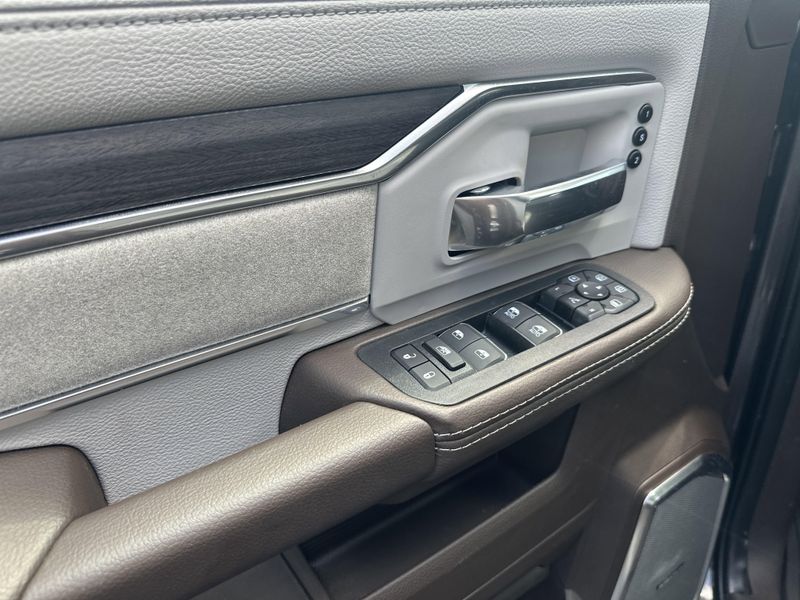 2025 RAM 2500 Laramie Crew Cab 4x4 6