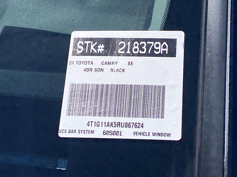 Used 2024 Toyota Camry SEImage 31