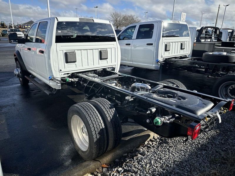 2024 RAM 4500 Tradesman Chassis Crew Cab 4x4 60