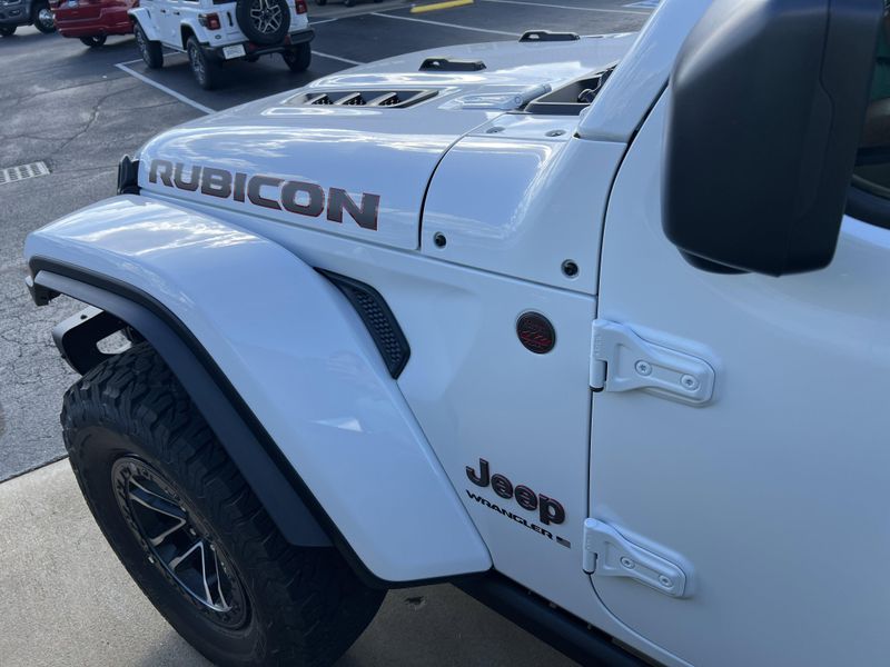 New 2025 Jeep Wrangler 4-door Rubicon XImage 13