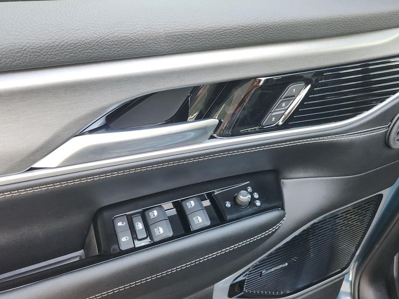 2027 Jeep Grand Wagoneer Limited Altitude 4x4