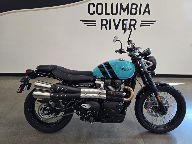 2025 Triumph SCRAMBLER 900