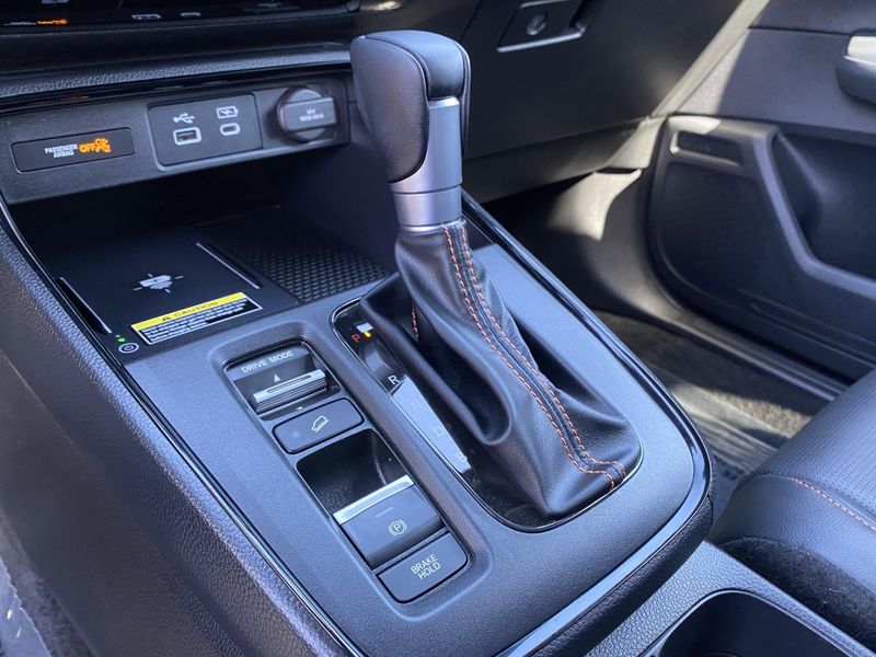 2025 Honda CR-V Hybrid Sport TouringImage 25
