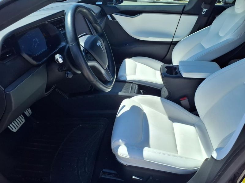 2020 Tesla Model S PerformanceImage 15