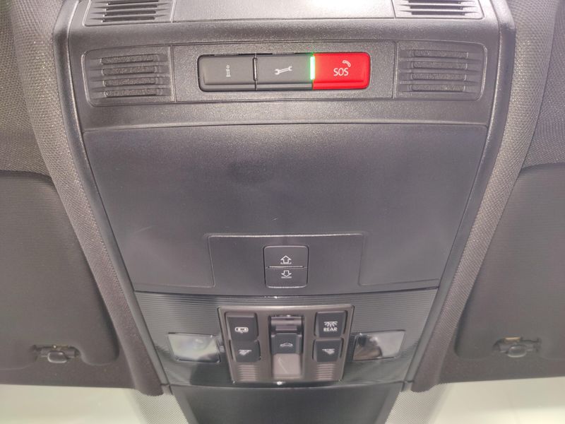 Used 2024 Volkswagen Tiguan SE R-Line Black AWD w/SunroofImage 27