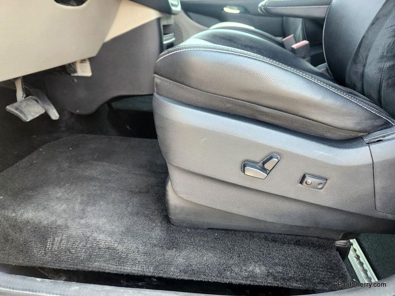 2019 Dodge Grand Caravan SXTImage 25