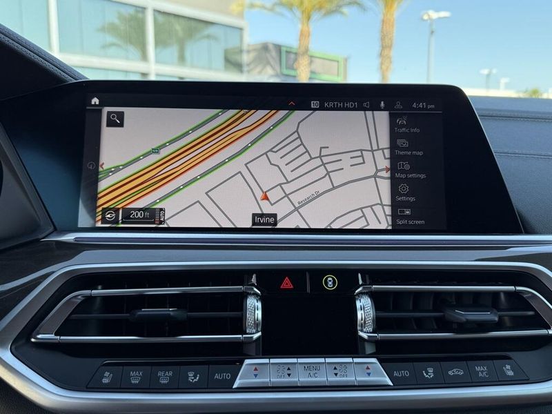 2022 BMW X5 xDrive45eImage 29