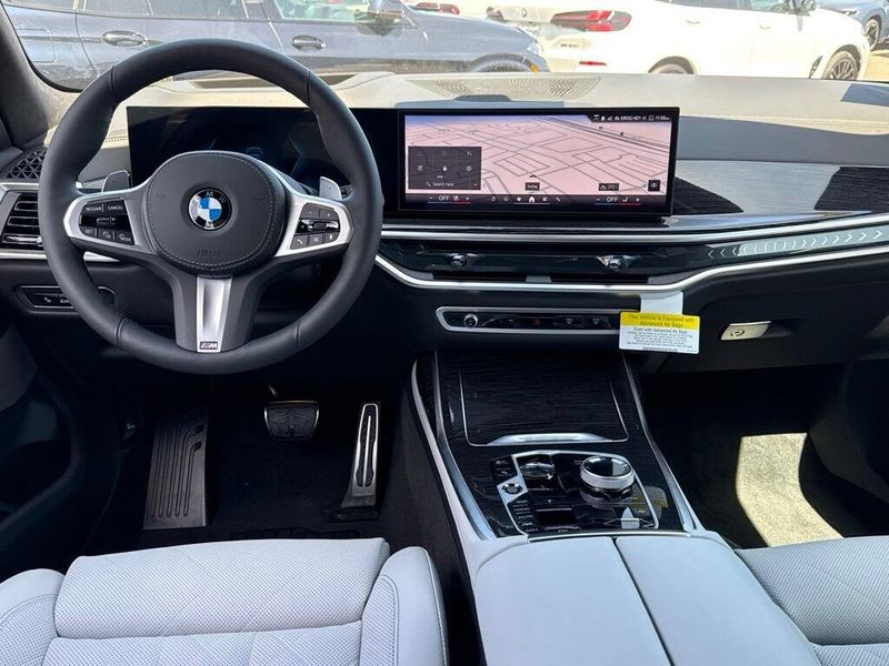 New 2027 BMW X7 xDrive40iImage 26