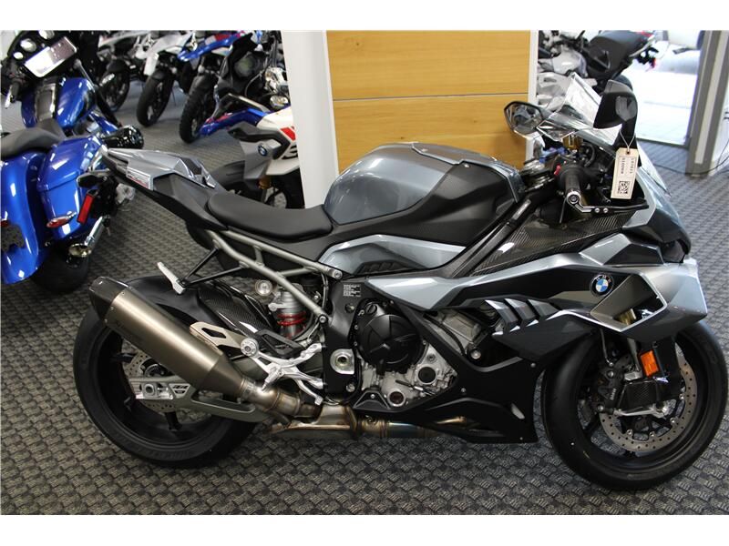 2025 BMW S 1000 RRImage 1