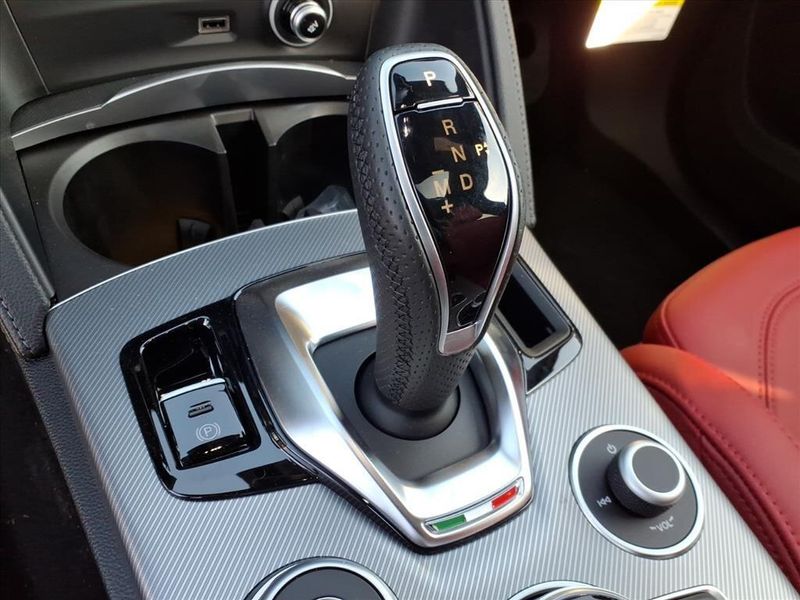 New 2025 Alfa Romeo Stelvio Image 22