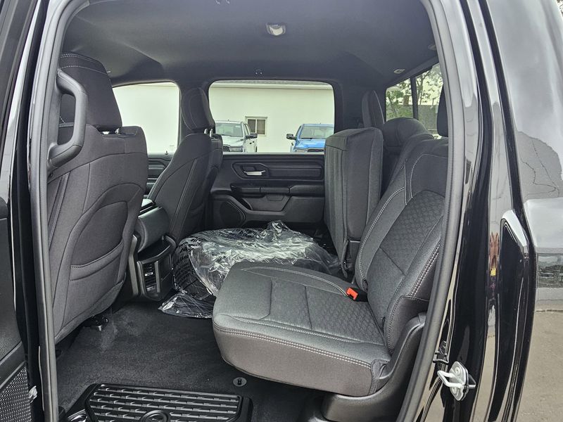 2025 RAM 1500 TradesmanImage 13