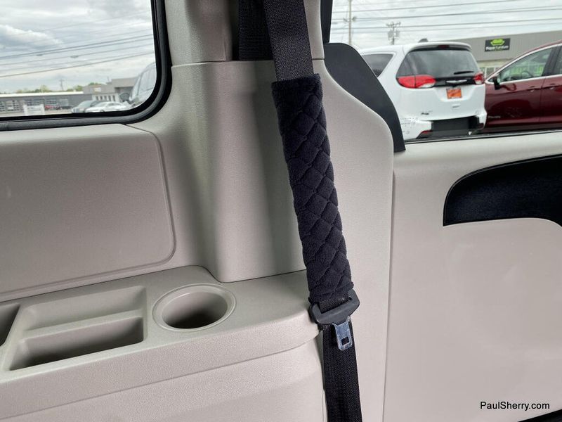 Used 2019 Dodge Grand Caravan SXT