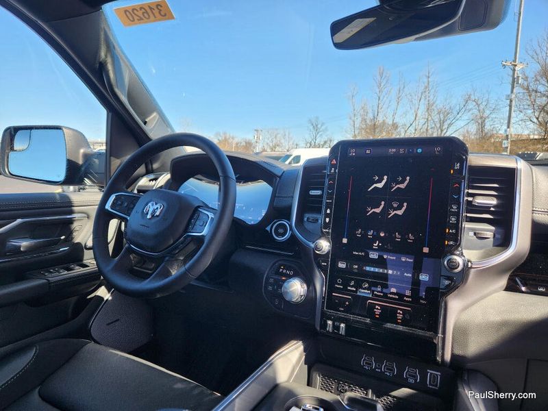 New 2026 RAM 1500 Laramie Crew Cab 4x4 5'7' Box