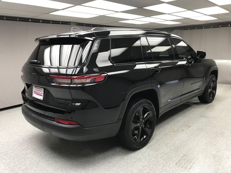 2023 Jeep Grand Cherokee L LimitedImage 13